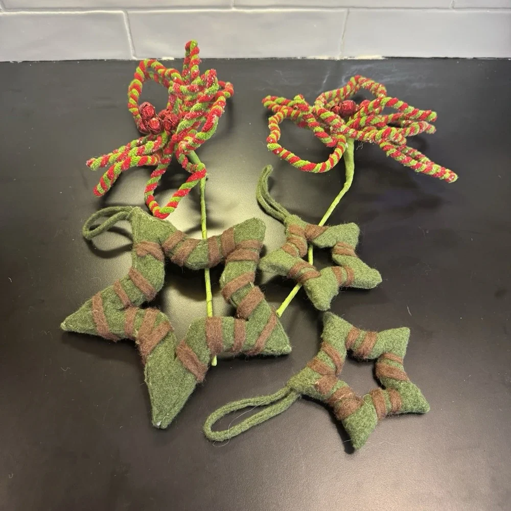 3 Green Felt Stars 2 Red Green Poinsettia Holiday Ornament Decor Soft minimalist